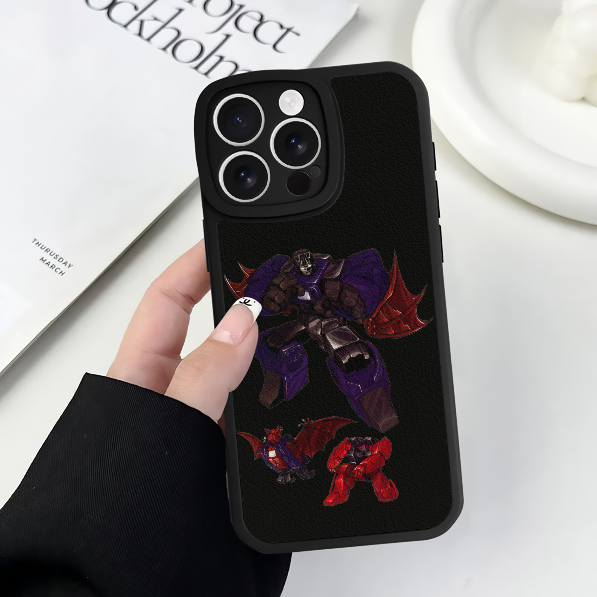 （画像用）  【iPhone 16シリーズ対応】シリコンスマホケース（レザー調） 材質：シリコン